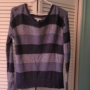 AE sweater